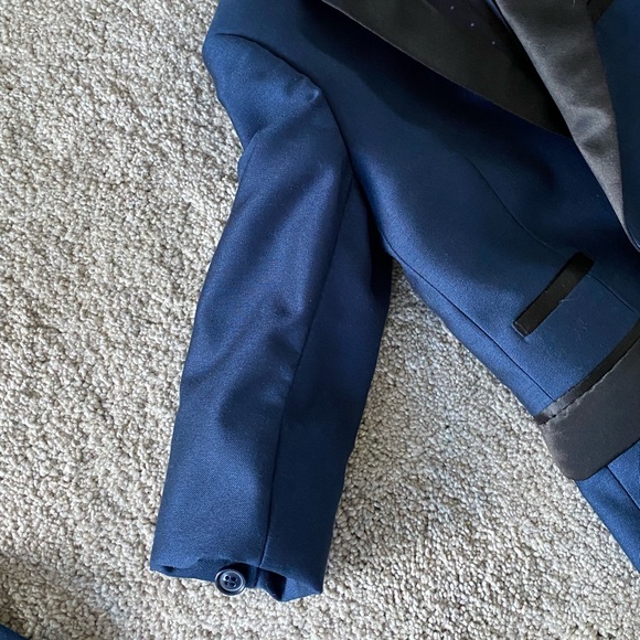 Kids Size 4 Suit Blue - Picture 6 of 6